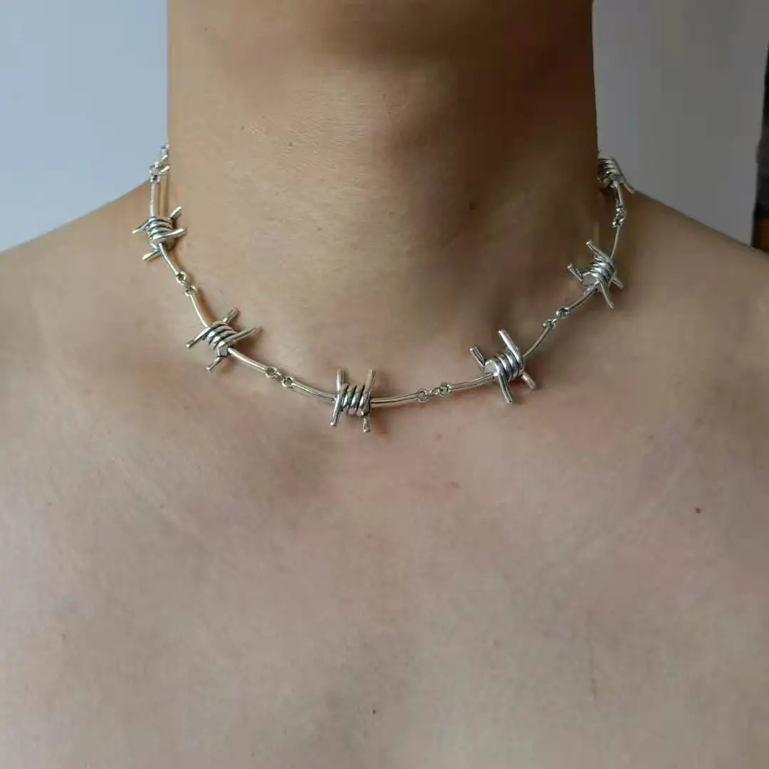 Faux Barbed Wire Choker and Bracelet - Flexible 3D Print : 8 Steps (with  Pictures) - Instructables