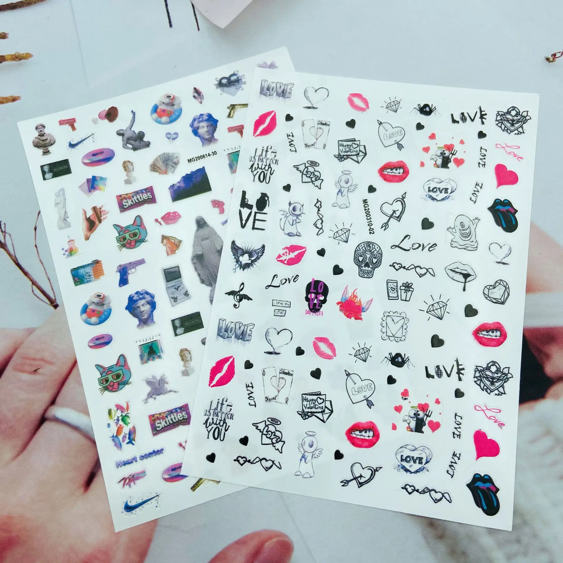 

Fashion New Arrival 3D DIY Japanese Style Nail Stickers Fingernail Decals Thin Light Nail Art American Architecture Sculpture