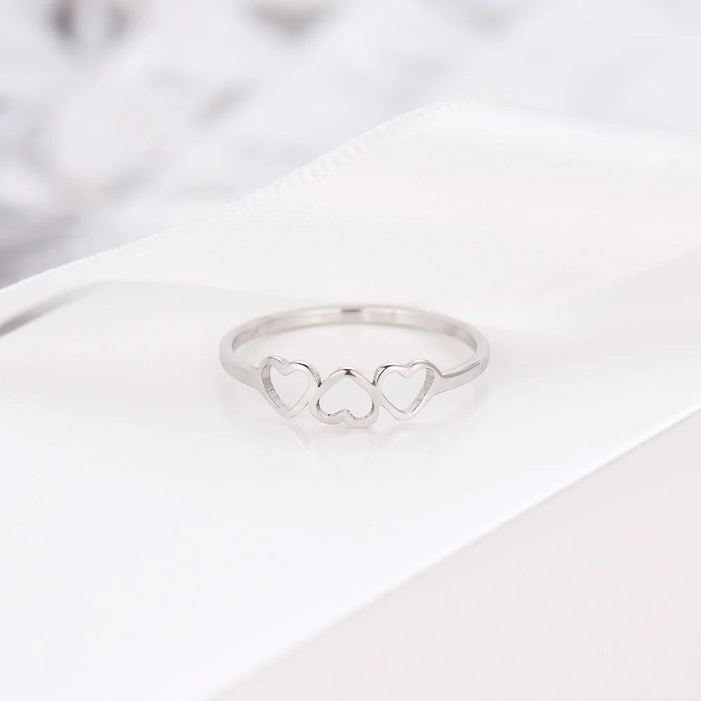 Love Fashion Three Hearts Rings - Image 4