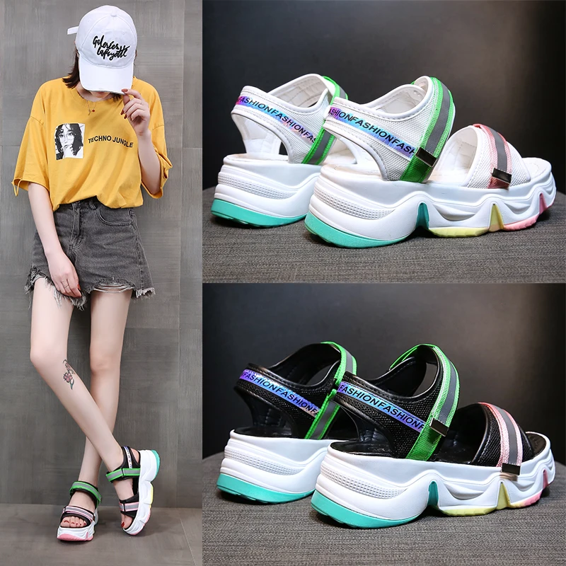 

Summer 2020 new fashion wild color matching fairy wind sandals rainbow bottom thick bottom increased beach sandals female X023