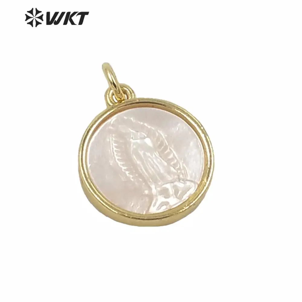 

MP171 WKT Wholesale 5Pcs Gold Bezel Pendant Round Shape Virgin Mary Religious White Shell Jewelry Accessory