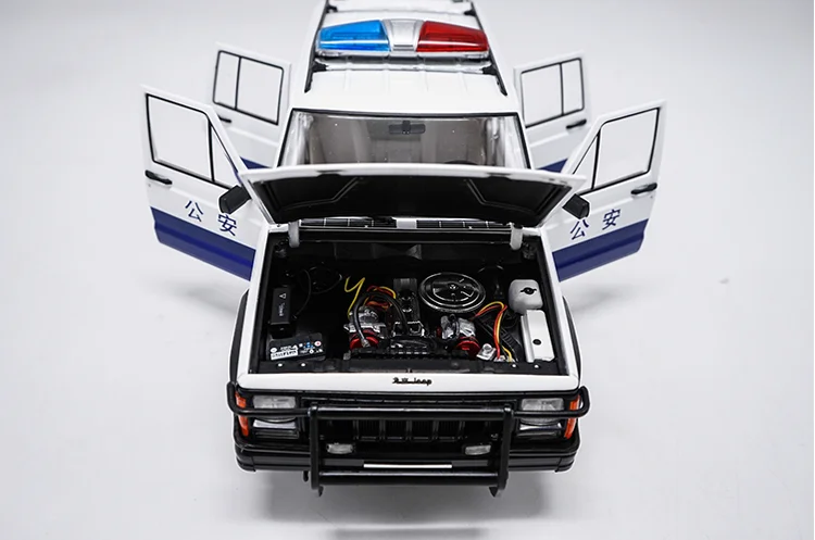 Оригинальные, фабричные, по цене производителя, 1:18 Beijing Jeep 2500 Jeep Cherokee металлическая классическая игрушка модели, платья для дня рождения, подарок на год, коллекция