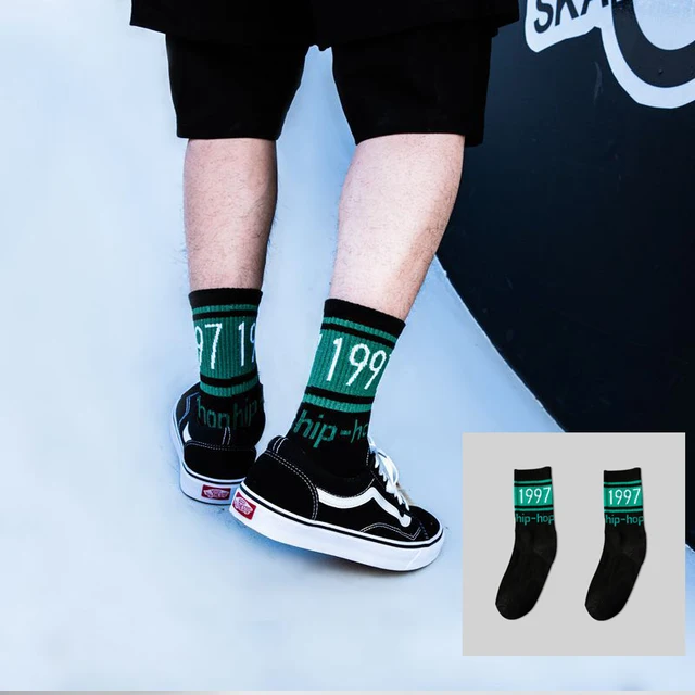 Women Korea Funny Socks Long Socks Black Cool Socks Harajuku GD Hip Hop Cotton Skateboard Socks Men New Trend Daisy Socks Men 9
