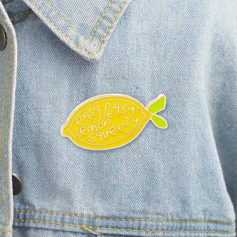 New Arrival ! Super Cute Bright Energetic Yellow Fish Cake Shape Easy Peasy Lemon Squeezy Enamel Brooches Pins | Украшения и