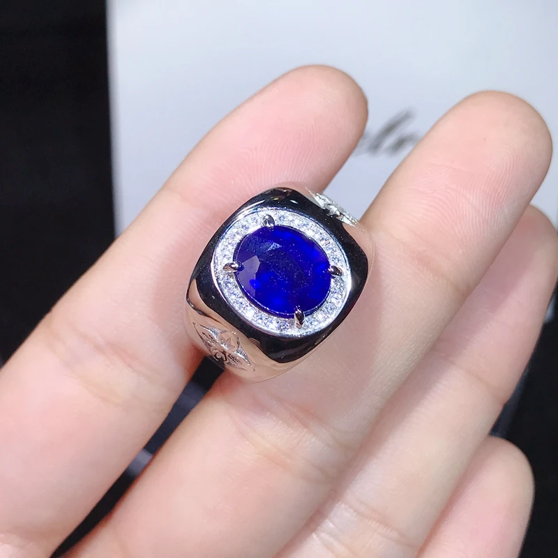 4 Carat natural sapphire men's ring, super atmosphere. 925 pure silver does not change color. Certificate. New products