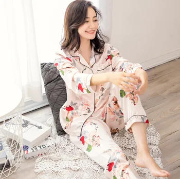 

Printing Pattern Women Pajamas Lovely Rayon Sleepwear Long Sleeve Trousers Two Paper Suit