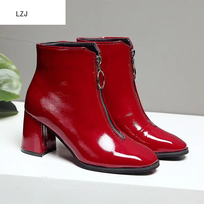 LZJ; брендовые ботинки на молнии; женские ботинки до середины икры с открытым носком; Botas; зимние Ботинки Martin из лакированной кожи на толстом высоком каблуке;