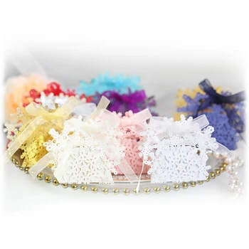 

100pcs Christmas Hollow Snowflake Favor Gift Candy Box Storage with Ribbon Baby Shower Wedding Party Supplies