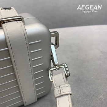 

GRAY PERSONAL CLUTCH IN ALUMINUM AND GRAINED CALFSKIN