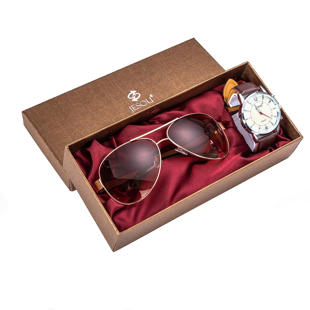 

Men Gift Set Exquisite Packaging Watch + Sunglasses Set Creative Packaged Combination-Watch Random Hair