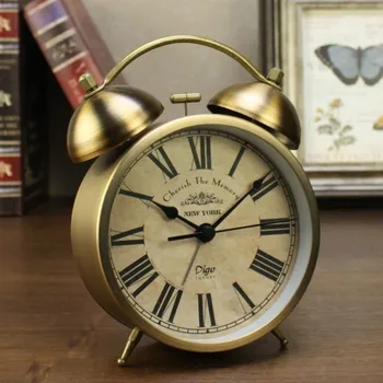 

Bedside Silent Alarm Clock Living Room American Retro Desktop Desk Clock Metal Creative Bedroom Table Watch Home Decoration Gift
