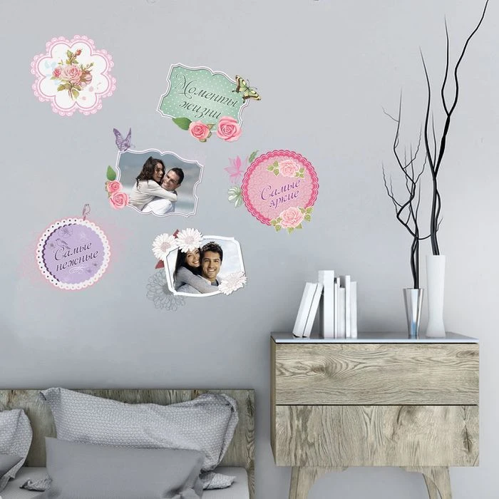 Интерьерная наклейка‒фоторамка Моменты жизни самые яркие нежные 68 × 90 см|Рамка| |