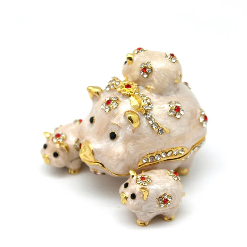 pig family trinket box (8)