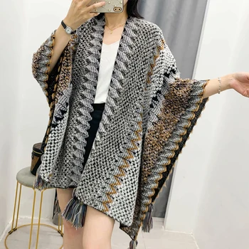 

2020 Autumn And Winter Sweater Ethnic Style Color Tassel Retro Knitted Boho Style Thick Shawl Women Retro Sweater Jacket AZ110