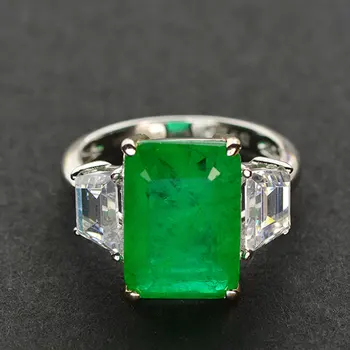 

CMajor Sterling Silver Synthetic Diamond Jewelry Temperament 14ct Imitation Court Wind Emerald Squar Classic Ring for Women