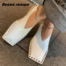 Г., Новая модная женская обувь на весну-осень повседневные тонкие туфли на плоской подошве из воловьей кожи с квадратным носком и металлическими кольцами и заклепками