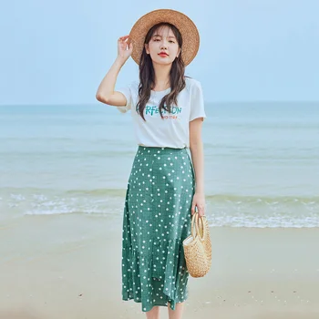 

INMAN 2020 Summer New Arrival Letter Embroidered Short Sleeve T-shirtTemperament Vintage Skirt