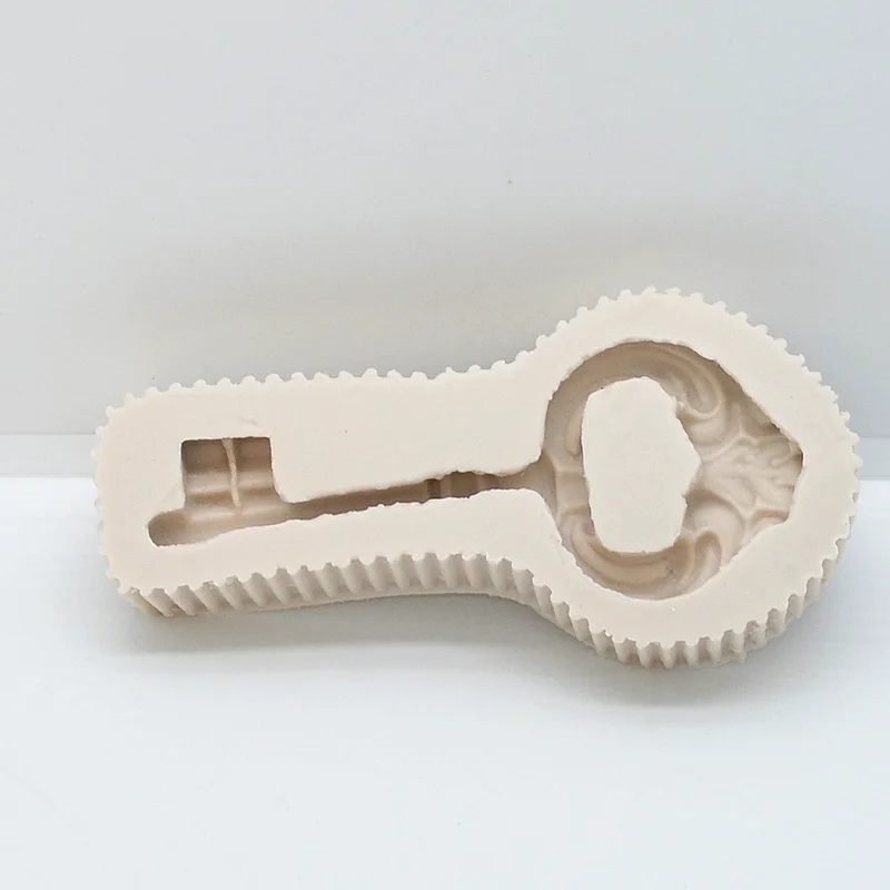 Description Picture 5 of itemRetro Key 3d Silicone Mold Kitchen Resin Cake Baking Tool DIY Pastry Fondant Moulds Dessert Chocolate Lace Decoration