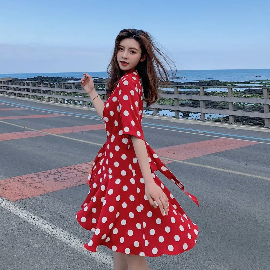 

Photo Shoot Egg Sense of Design Retro French Red Polka Dot Mid-length Cross V-neck Irregular Flounced Dress