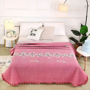 

Simple pink blanket Bed cover Cheap Bedspread Warm Quilt/Sheet bedding sets Lotus leaf edge Home textile Bed cover Duvet Cover