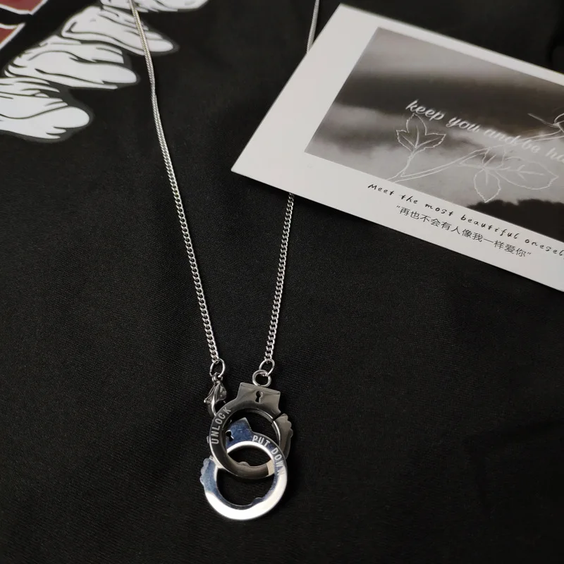 New 2021 Fashion Brand Simple Hip Hop Handcuffs Pendant All-Match Retro Titanium Steel Couple Men's and Women's Necklaces