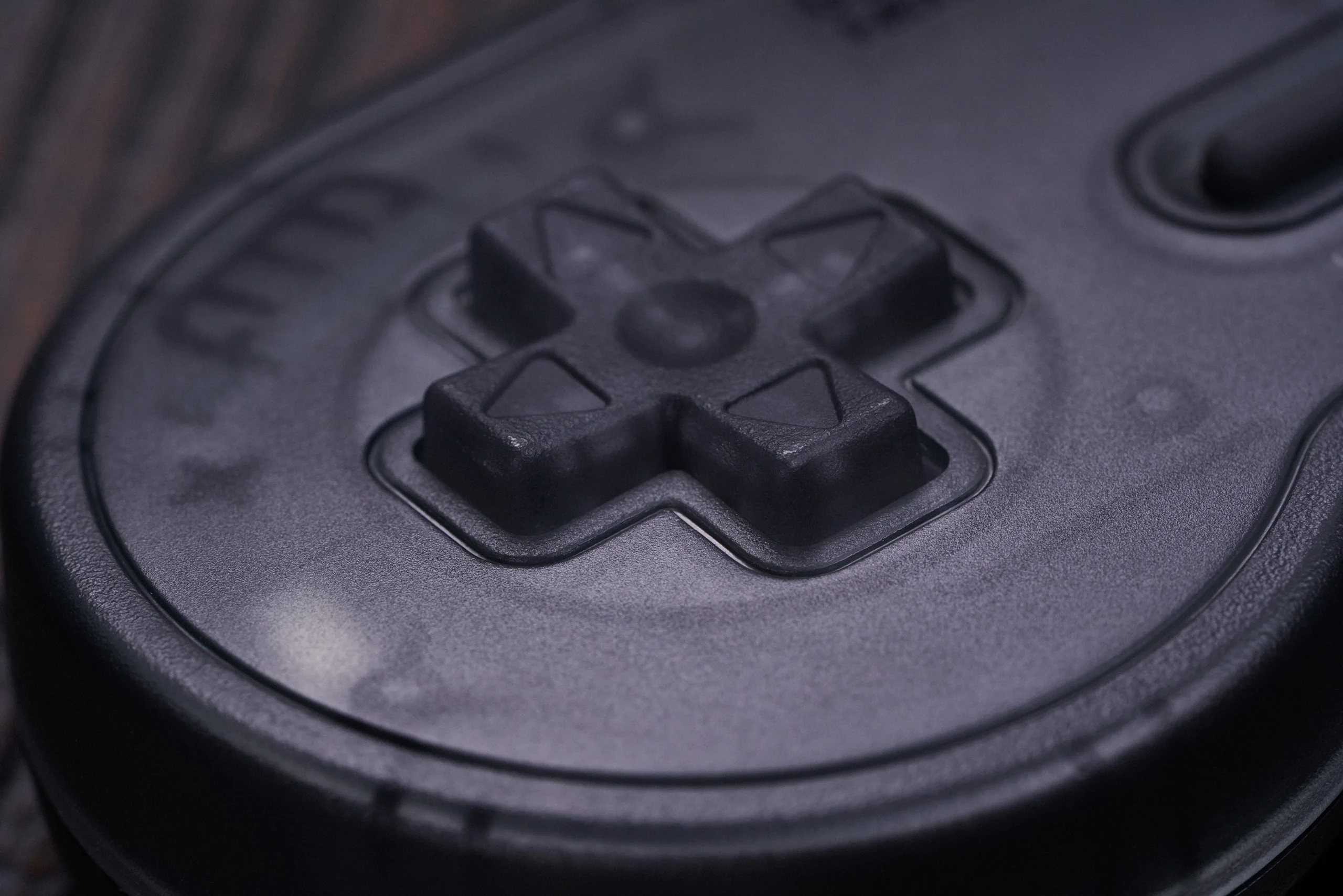 8BitDo SN30 2.4G Wireless Gamepad for Original SNES/SFC (SN/SF/Transparent Edition) - Super NES