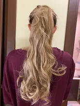 NICESY-Cola de Caballo largo ondulado marrón para mujer, extensión sintética, envoltura de cabello alrededor de poni de 22 pulgadas, 100g, Blanco/negro