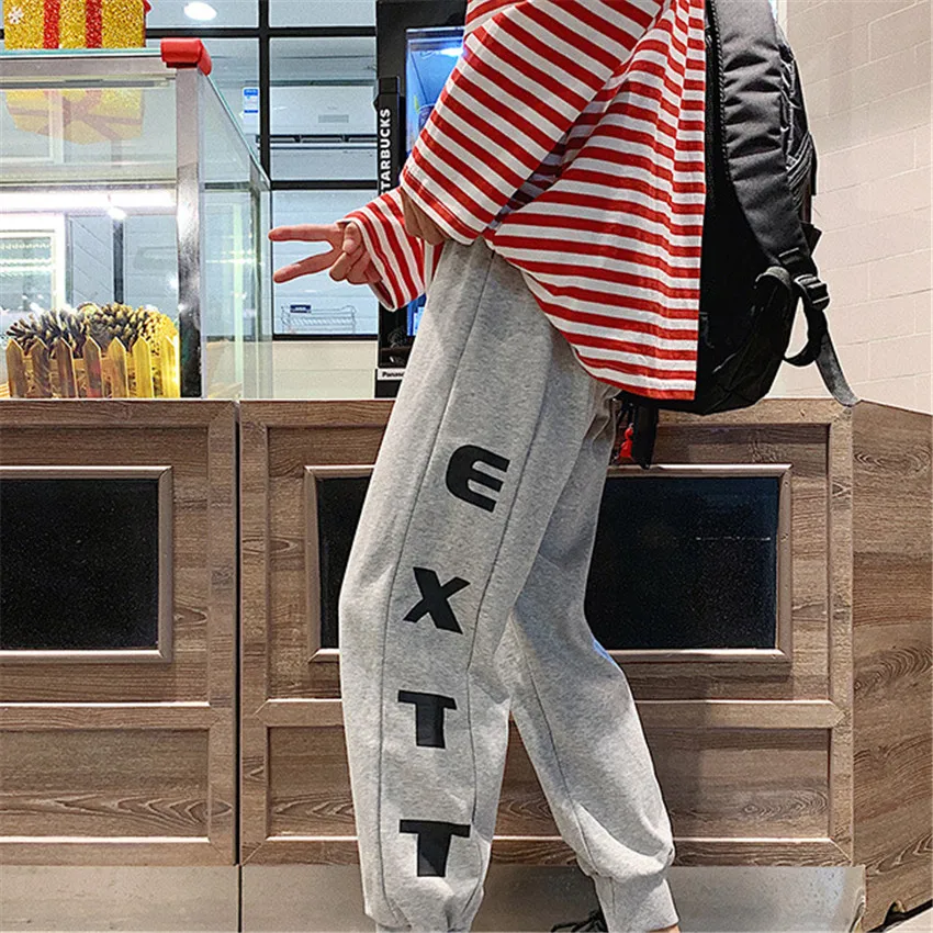 

Track Pants Man's Sweatpants Spring New Korean Streetwear Trendy Casual Loose Joggers Hip Hop MAGGIE'S WALKER Pantalones 2020