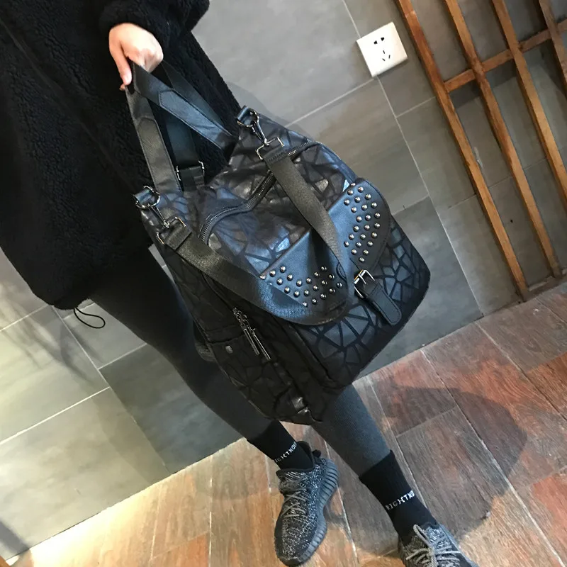 

Creative Personality Geometric Pattern Backpack Female 2019 Casual Large Capacity Lightweight Travel Backpack Rivet Dual-use Bag