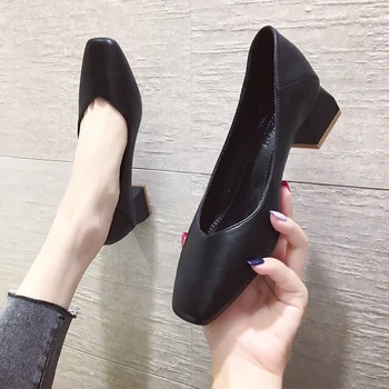 

Retro Women Shoes Gold Lace Up Heels Sandals Ladies Slip Om 2020 Shallow Mouth All-Match Square Toe Branded Pumps Grandmother's