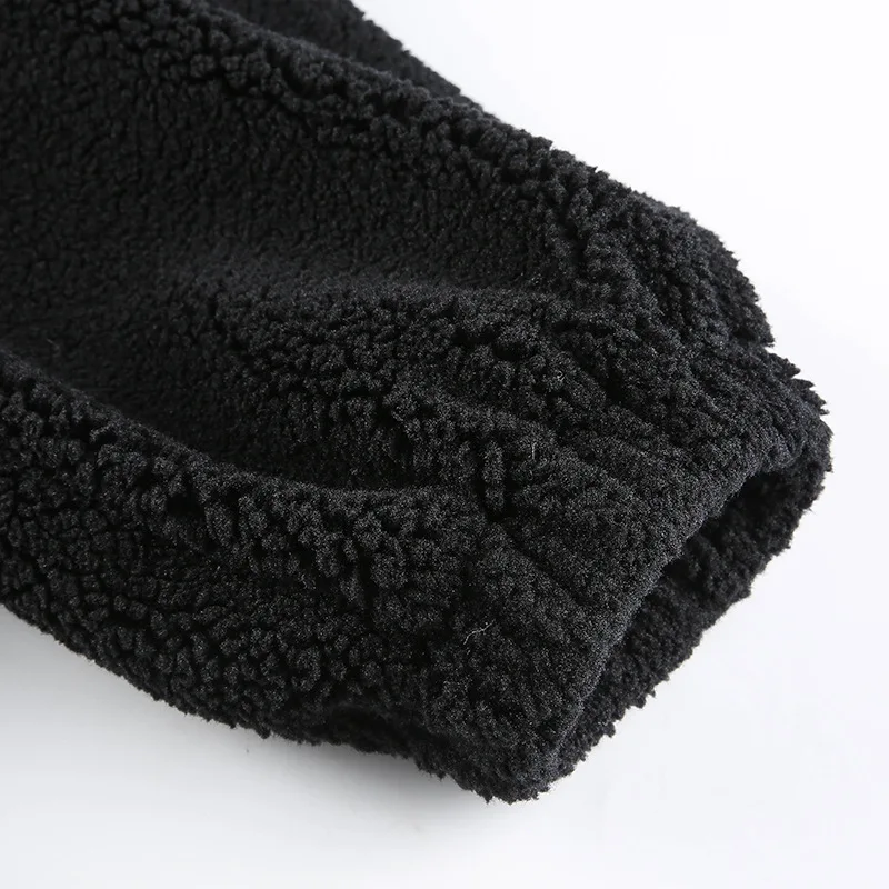 23272899696_1526214786