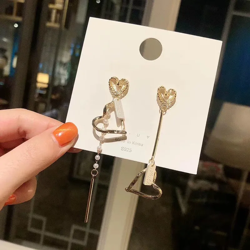 Асимметричные простые женские серьги с жемчугом длинные тонкие ювелирные