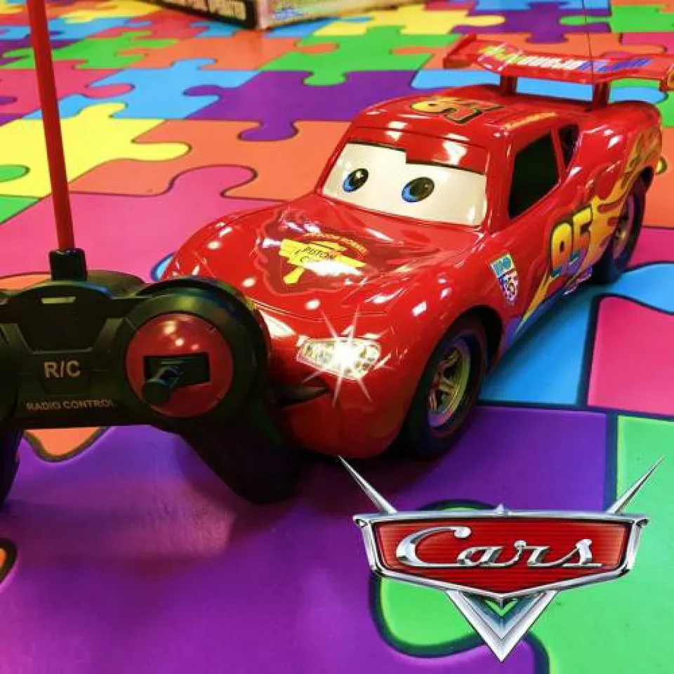 lightning mcqueen rechargeable car