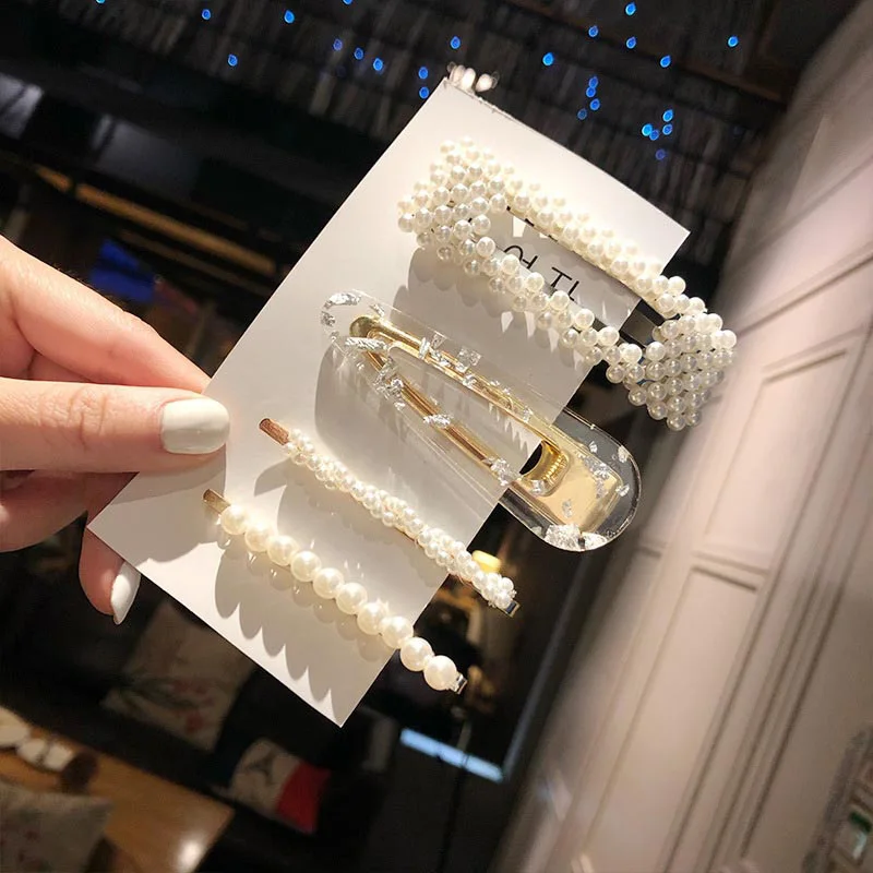 10911567315_249655965