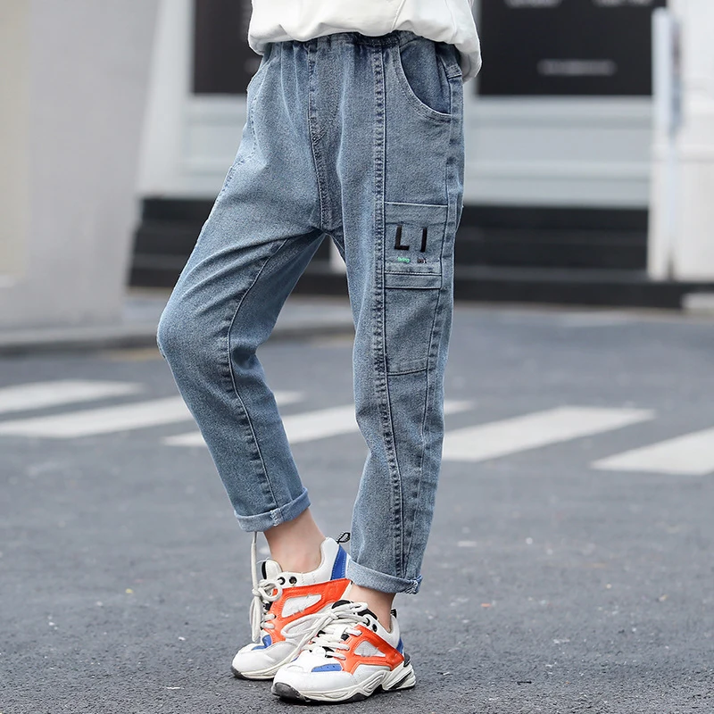 13214871330_1914644854