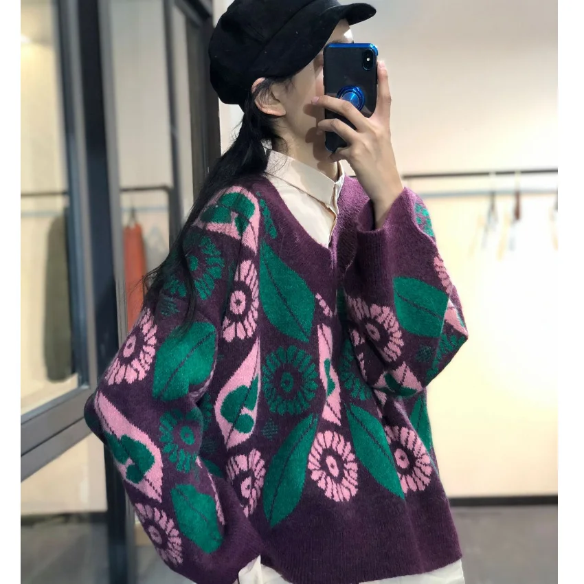 

Plus Size Sweater Women's Vintage V-Neck Printing Knitted Loose Sweater Tops