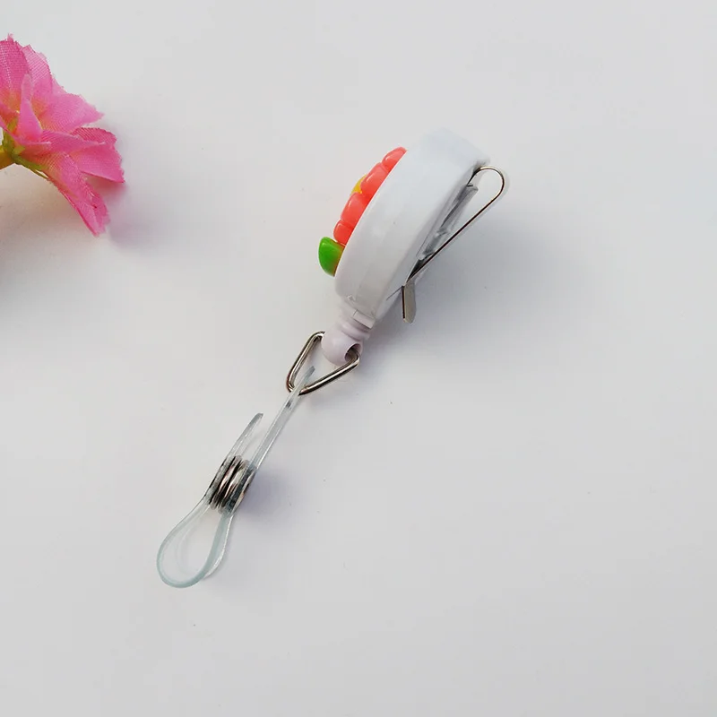 New design lovely Smiley face Flower Badge Reel Bus card student nurse ID Name Card Badge Holder School office supplies