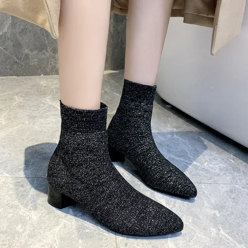 

2019 Autumn New Style Martin Boots Versatile Short Boots Women's Pointed Toe Chunky Heel Stretch Boots INS Online Celebrity Thin