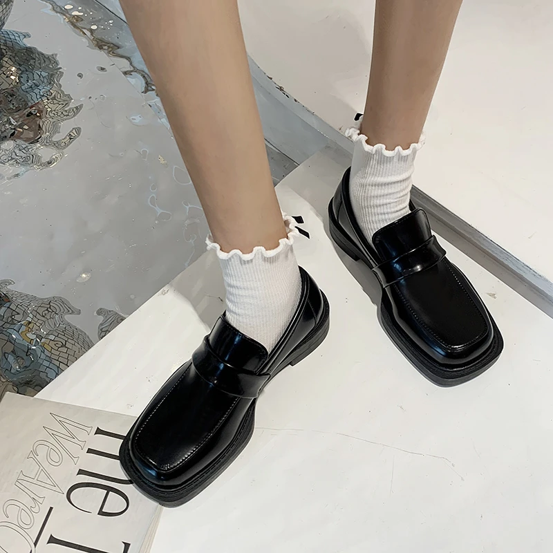 

Туфли-оксфорды женские на плоской подошве, модные кожаные лоферы, без застежки, повседневная обувь для офиса, черные, осень 2021
