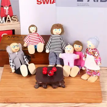 

TOYMYTOY 7pcs Wooden Dolls Pretend Play Set Dolls Family for Children Kids Figure Toy Dolls pretend toys Mini House Gift