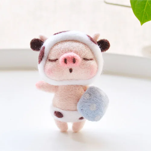 1Pcs Cute Pig Pets Needle Wool Felt kits Handmade Toy Doll Wool Felt Poked Kitting Non-Finished DIY Felting Package