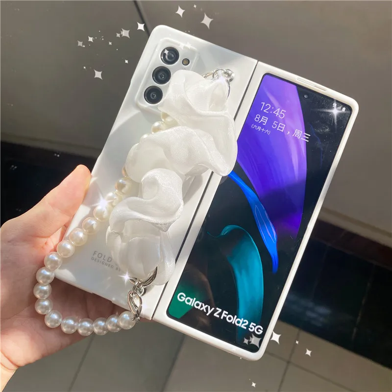 Per Samsung Z Fold 5 4 3 2 5G Donna Luxury Fashion White Silk Hand Strap Staffa Cover Con Lunga Catena Di Perle Corte