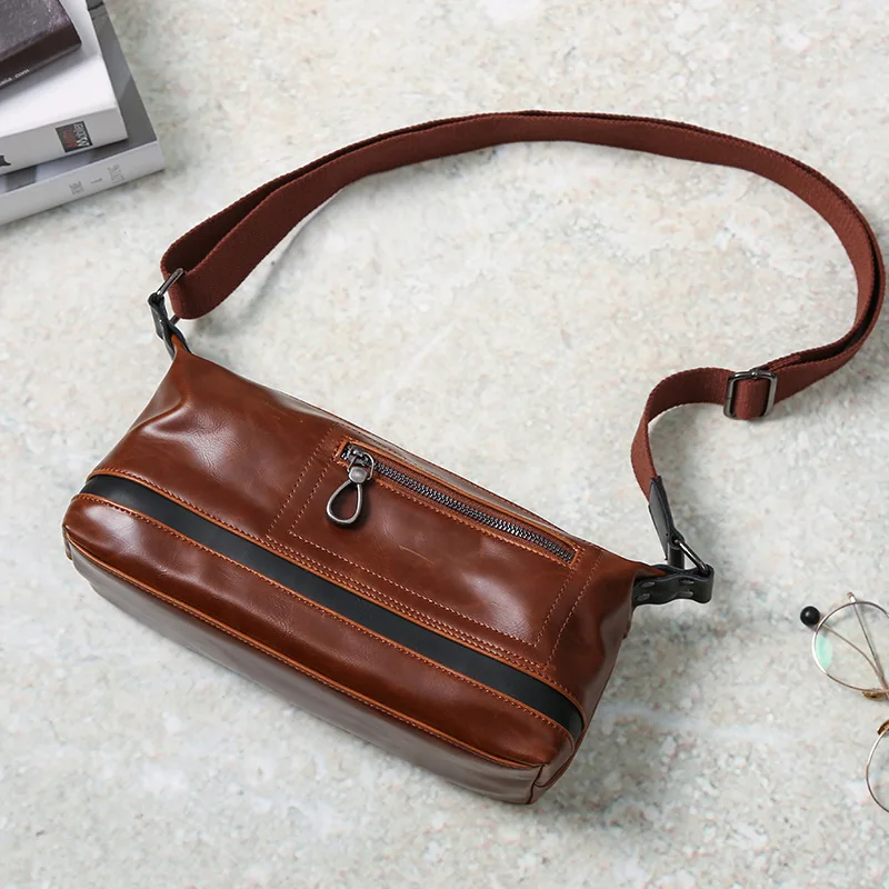 

One shoulder bag young man bag postman bag Korean version leather oblique cross bag small bag leisure