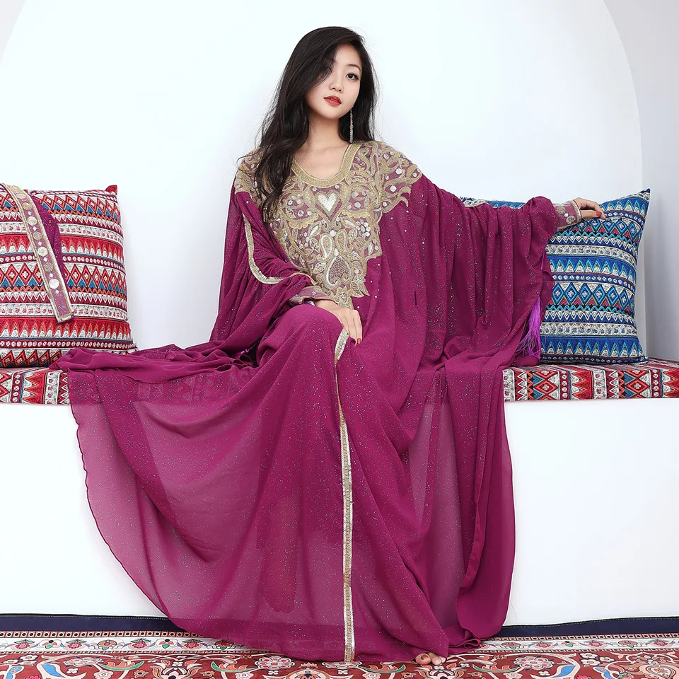 エジプトの伝統的な Khaleeji Thobe ドレス フォークダンス ローブ