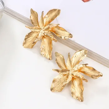 

CH-1027 Exaggeration Fashion Big Flower Dangle Drop Earrings For Women Ladies Statement Pendant Earrings 2019 New Pendientes