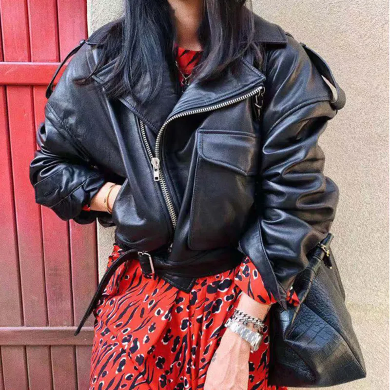 Fashion Tide Autumn And Winter New Fashion Lapel Zipper Waist Buckle Black Pu Leather Jacket Female Short Paragraph PB559