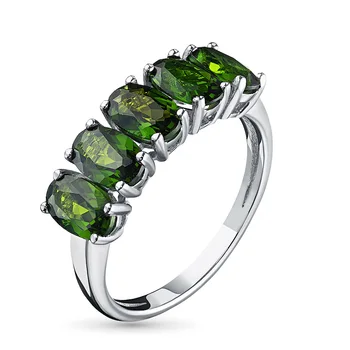 

Ring in white gold with chrome diopside e0905kts10191120