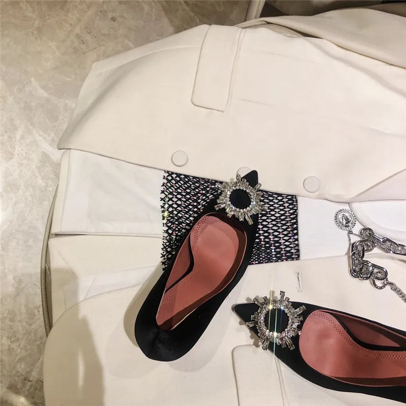 Туфли-лодочки на очень высоком каблуке, украшенные цветами и стразами; Zapatos De Mujer; изящная обувь с закрытым носком; Лидер продаж года; туфли-лодочки