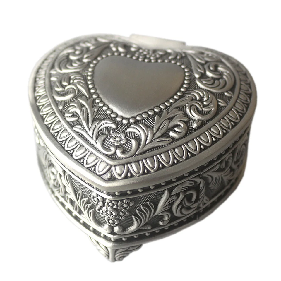 GOLD TIN ALLOY HEART SHAPE WIND UP MUSIC BOX : ♫ CLOSE TO YOU