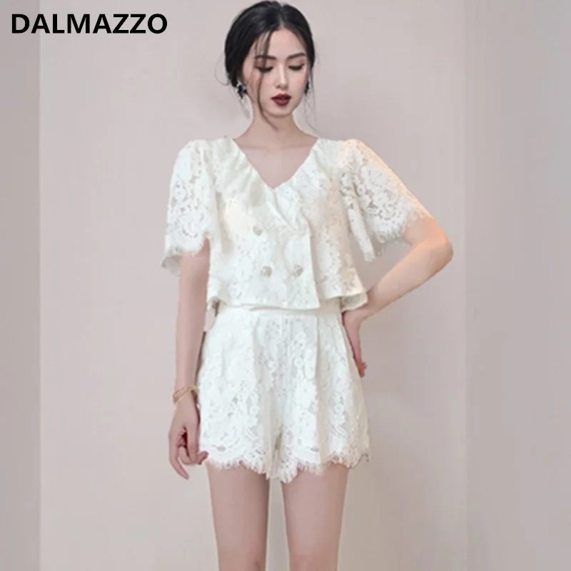 

DALMAZZO New Fashion Sweet Women's Summer Suit Double Breasted V Neck Lace Tops + Wide Leg Hot Short Pants 2 Pieces Sets Mujer